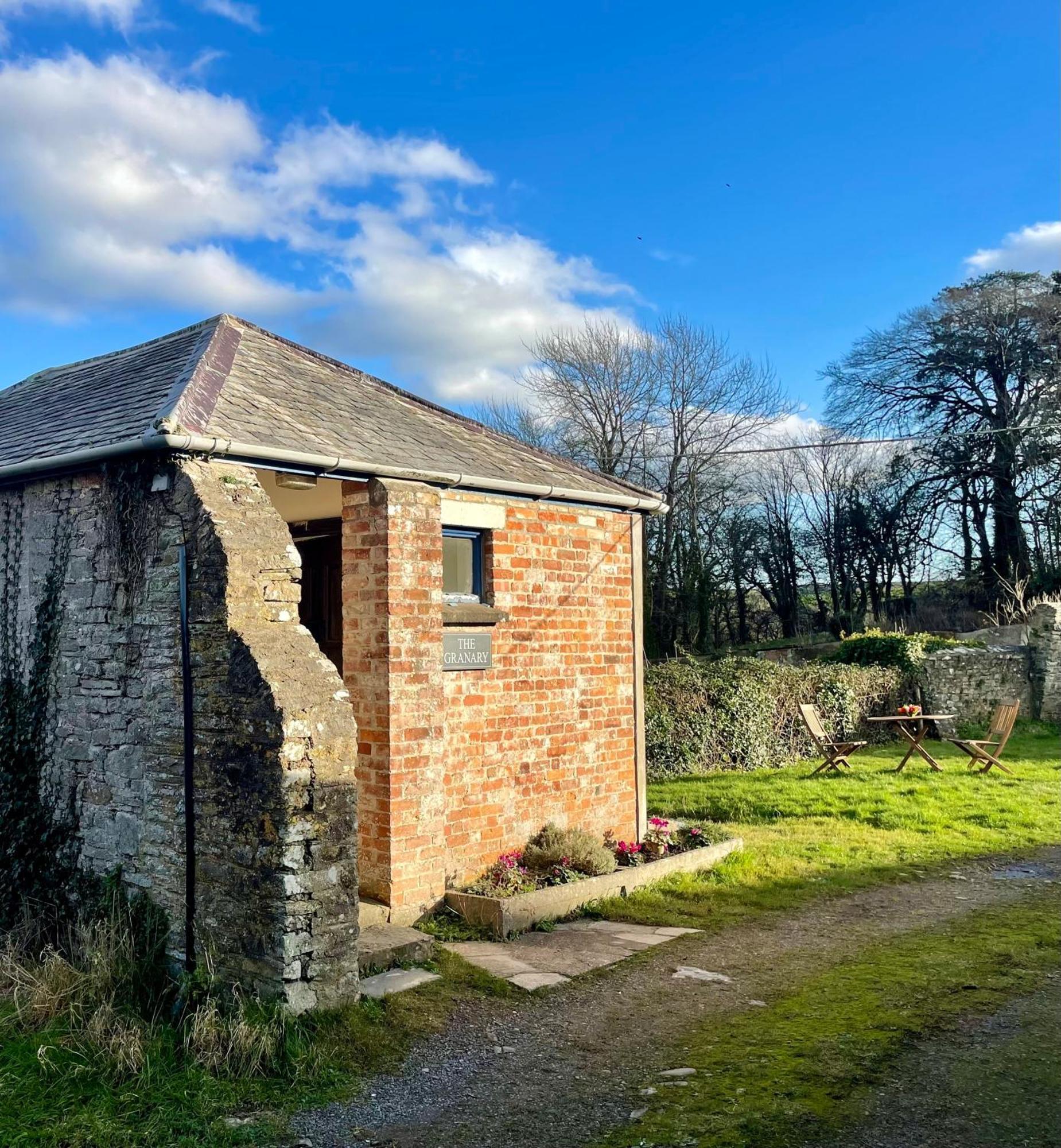 The Granary Apartment Braunton Bagian luar foto